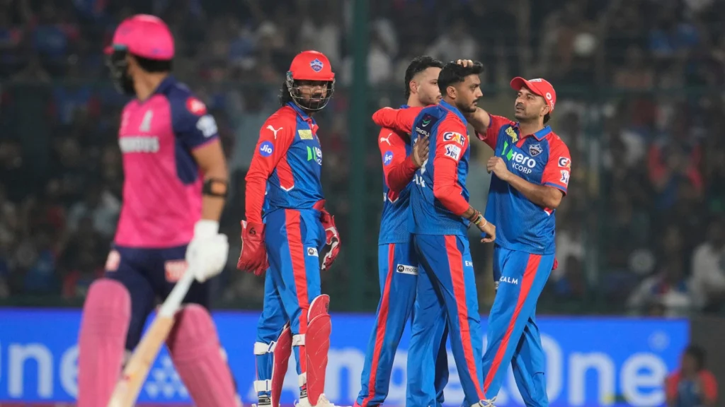 The current image has no alternative text. The file name is: India-IPL-Cricket-37_1744822679996_1744822694928.webp