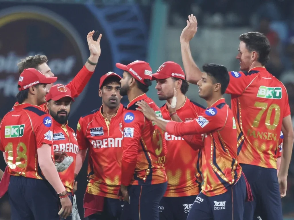 The current image has no alternative text. The file name is: India-IPL-Cricket-39_1743529806968_1743529825690.webp